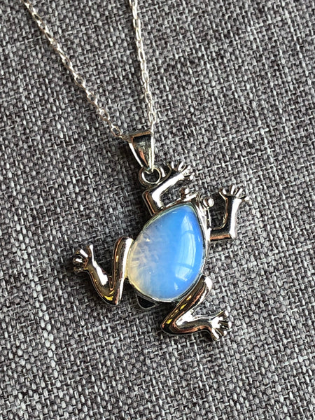 Collier petite grenouille Comme un ange