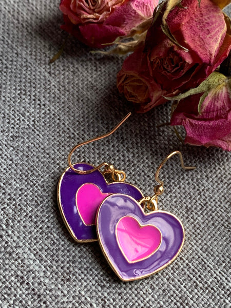 Boucles d’oreilles breloque coeur mauve aesthetic sur crochet alliage de métaux or Comme un ange