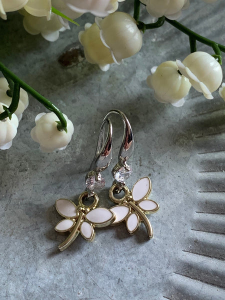Boucles d’oreilles breloque libellule blanche alliage de métaux argent Comme un ange