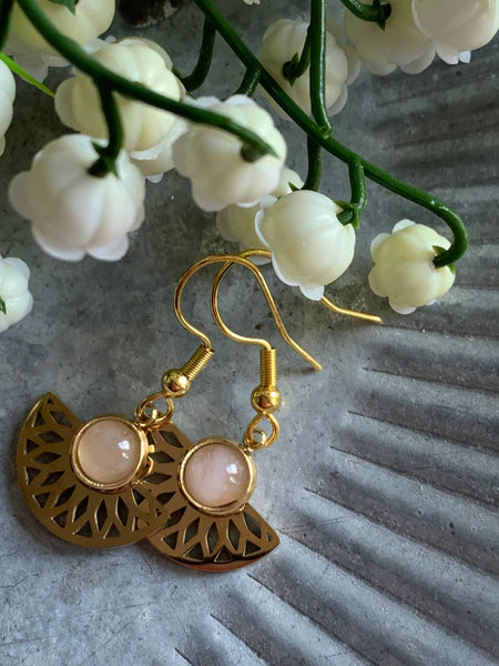 Boucles d’oreilles demi cercle or pierre rose transparente alliage de métaux or Comme un ange