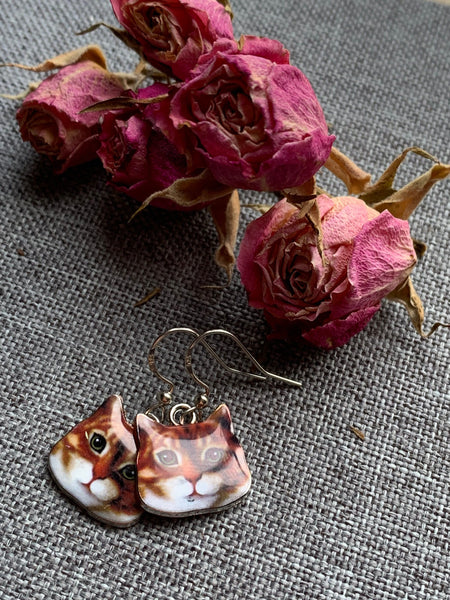 Boucles d’oreilles breloque tête de chat roux sur crochet alliage de métaux argent Comme un ange
