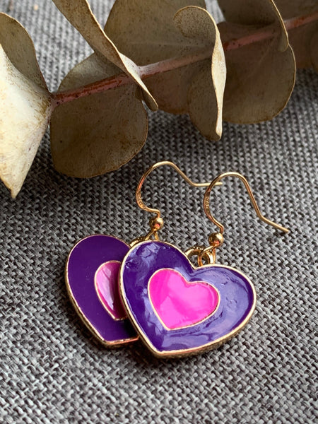 Boucles d’oreilles breloque coeur mauve aesthetic sur crochet alliage de métaux or Comme un ange