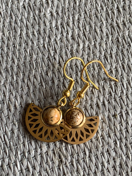 Boucles d’oreilles demi cercle or pierre brune alliage de métaux or Comme un ange