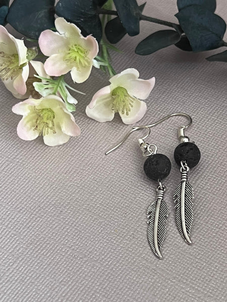Boucles oreilles feuille pierre lave Comme un ange