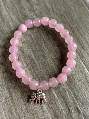 Bracelet élastique billes de quartz rose breloque petit éléphant argent Comme un ange