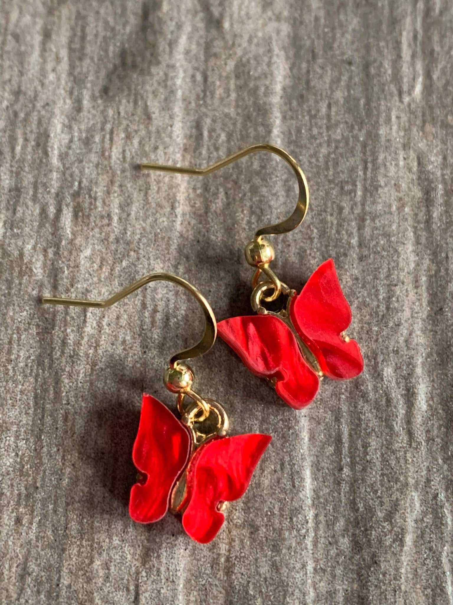 Boucles d’oreilles Petit papillon rouge Comme un ange