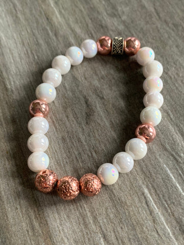 Bracelet chic perle de pierre de lave rose gold bijoux diffuseur aromathérapie alliage de métaux argent et perles nacrées blanches Comme un ange