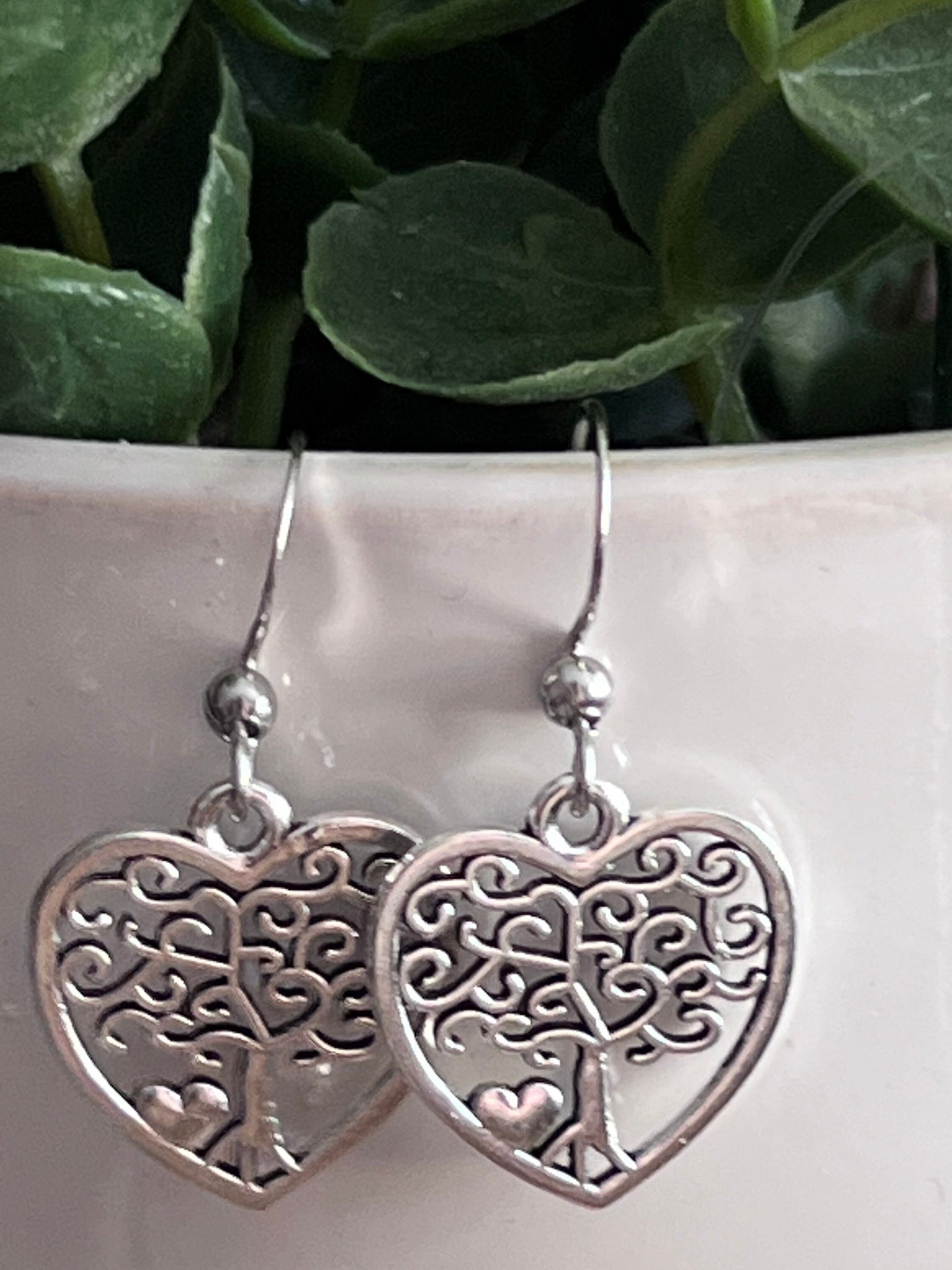 Boucles oreilles coeur arbre de vie couleur argent Comme un ange