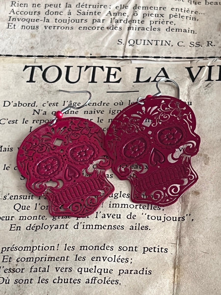 Boucles d’oreilles breloque tête de squelette rouge alliage de métaux skull JEWELRY Comme un ange