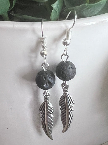 Boucles oreilles feuille pierre lave Comme un ange