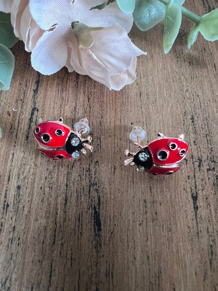 Boucles oreilles cabochon coccinelle rouge bijoux porte bonheur Comme un ange