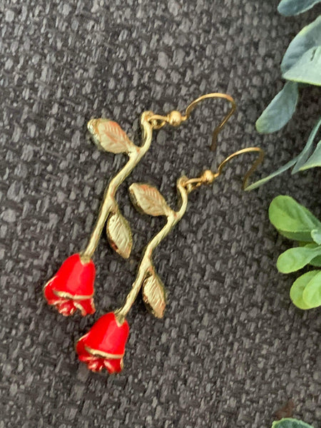 Boucles oreilles roses rouges