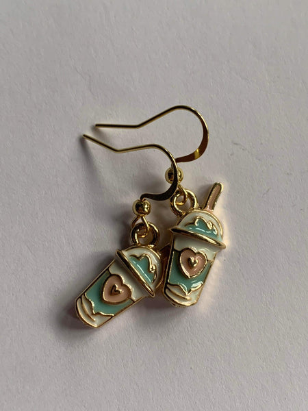 Boucles oreilles breuvage réconfortant café thé smoothies Comme un ange
