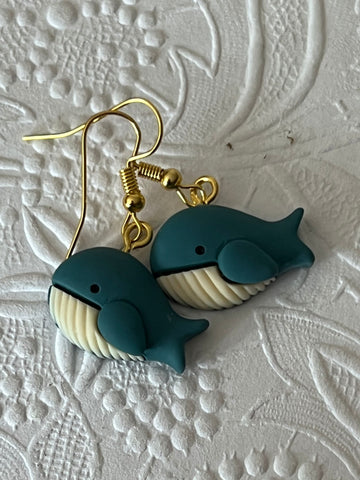 Boucles oreilles baleine bleue Comme un ange