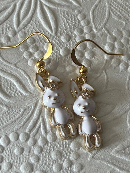 Boucles oreilles joyeuses Pâques petit lapin blanc Comme un ange