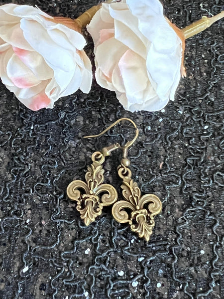 Boucles oreilles fleur de lys