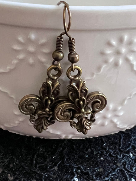 Boucles oreilles fleur de lys