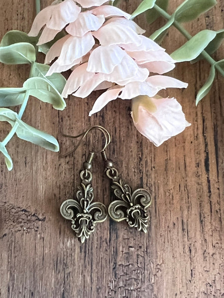 Boucles oreilles fleur de lys