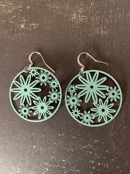 Boucles d’oreilles breloque cercle fleuri bleu sur crochet alliage de métaux argent Comme un ange