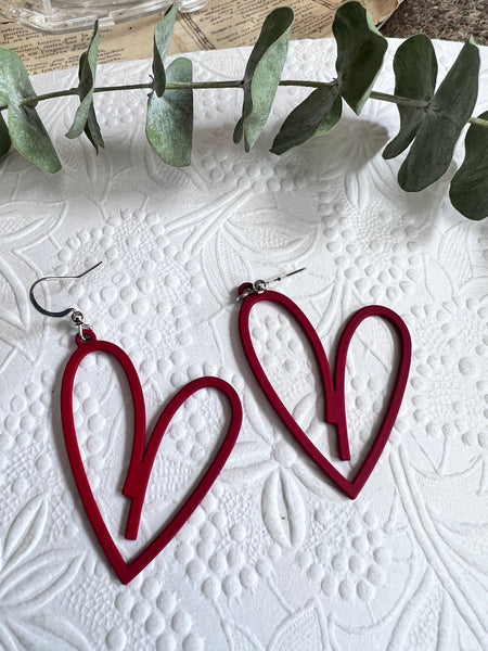 Boucles d’oreilles breloque coeur rouge sur crochet alliage de métaux argent Comme un ange