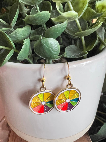 Boucles d’oreilles breloque citron multicolore sur crochet alliage de métaux or Comme un ange