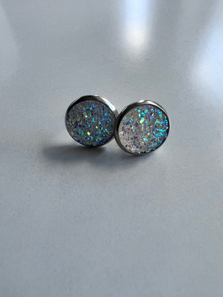 Cabochon givré blanc style imitation druzy Comme un ange