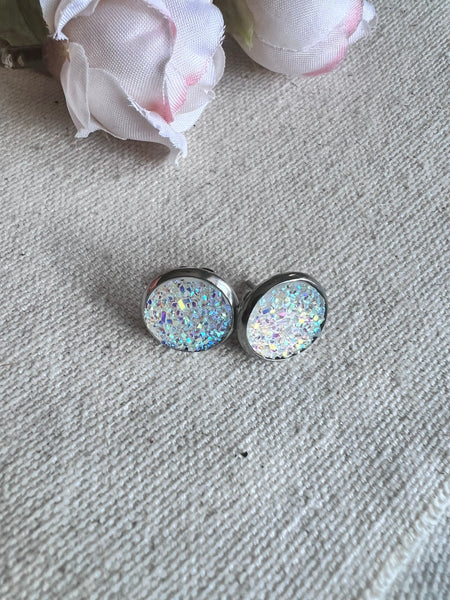 Cabochon givré blanc style imitation druzy Comme un ange