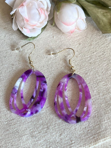 Boucles oreilles mauves géométriques Comme un ange