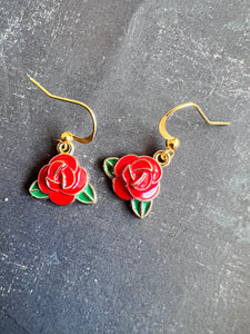 Bijoux boucles oreilles fleurs rouges Comme un ange