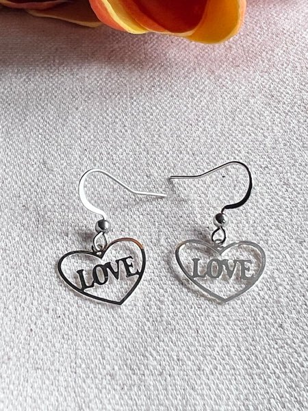 Boucles oreilles coeurs love argent Comme un ange