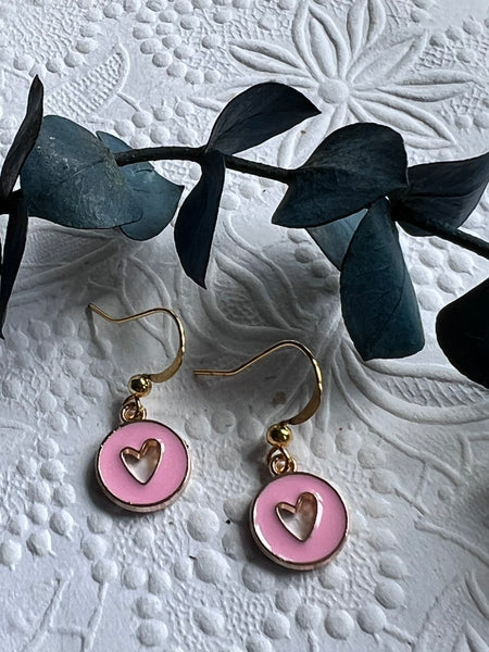 Boucles d’oreilles breloque coeur sur crochet alliage de métaux rose Comme un ange