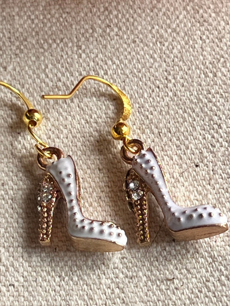 Boucles d’oreilles talons hauts blancs Comme un ange