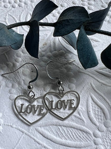 Boucles oreilles coeurs love argent Comme un ange