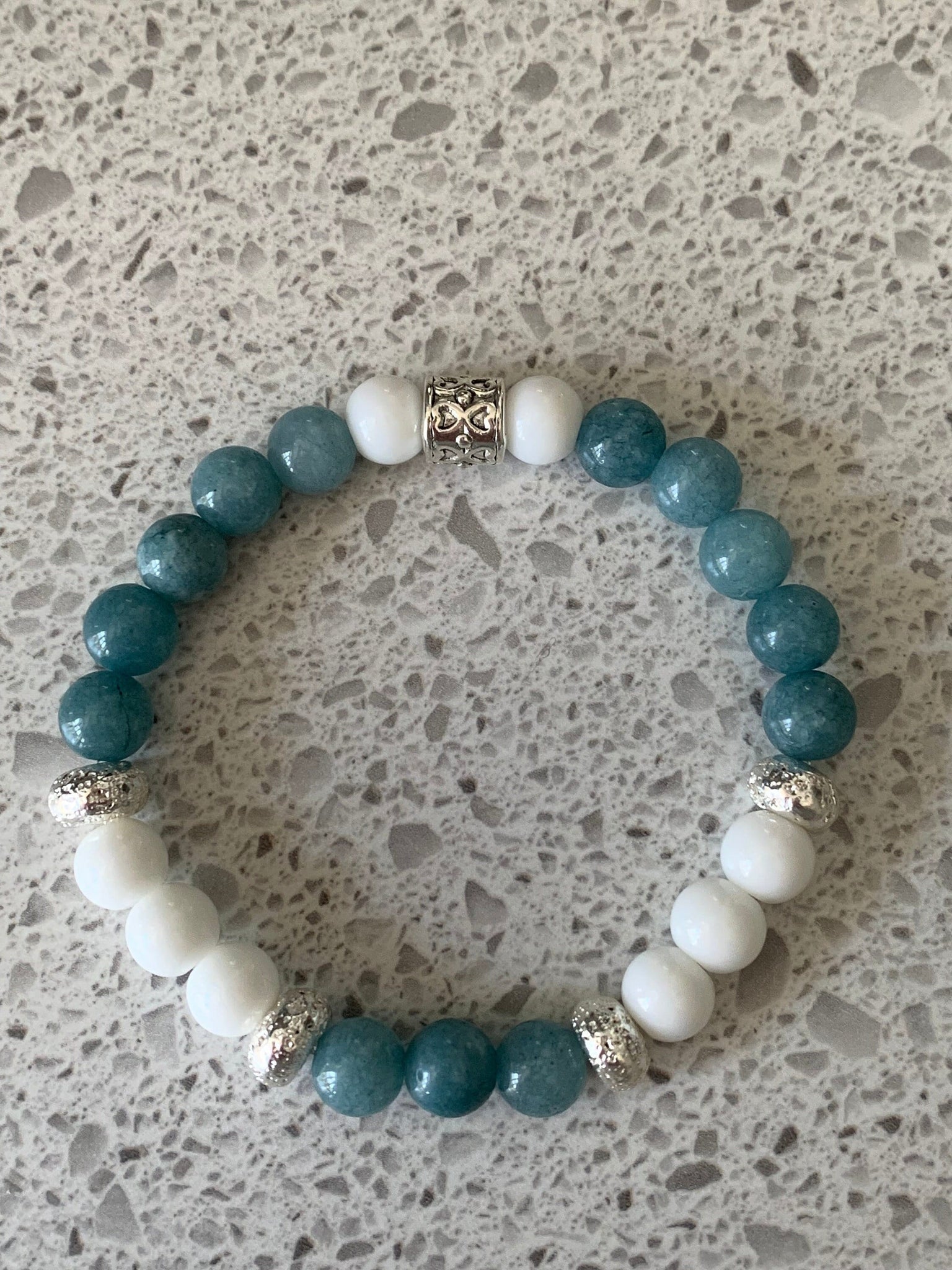 Bracelet pierre semi précieuse bleues et billes argent pierre de lave bijoux diffuseur aromathérapie Comme un ange