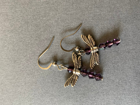 Boucles d’oreilles libellule mauve Comme un ange