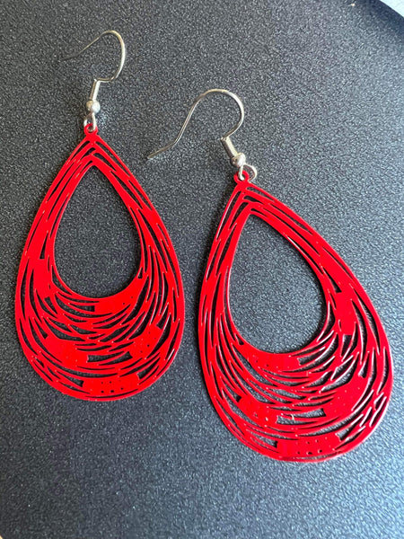Boucles d’oreilles breloque goutte rouge Comme un ange