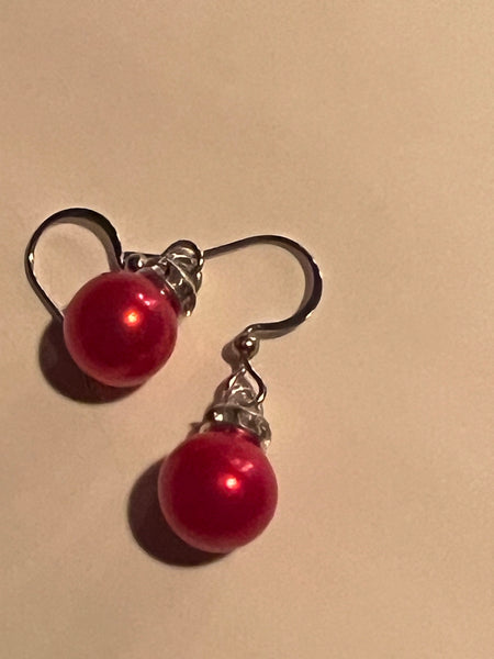 Boucles oreilles boule de Noël rouge            bijoux de Noël Comme un ange